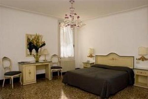 Locanda Cavanella Venice Exterior photo